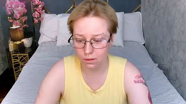 AlexandraGreen online show from 03/05/26, 09:22