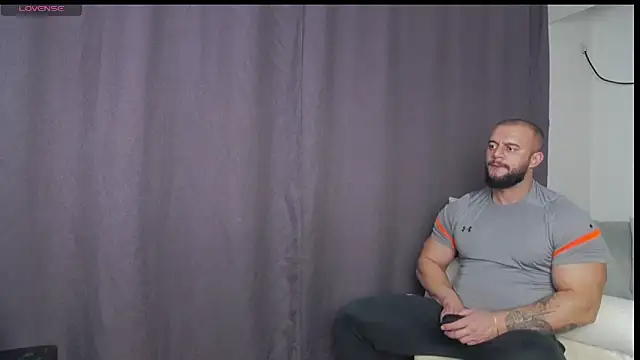 RickyMiami1 online show from 11/16/25, 06:02