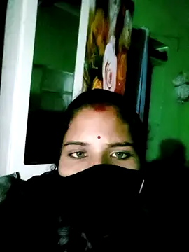 Snapshot of Hot_reew chatting on 11/07/25, 02:28 Hot reew online show from 11/07/25, 02:28