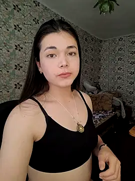 Snapshot of Albi_Glow chatting on 09/29/25, 08:30 Albi Glow online show from 09/29/25, 08:30