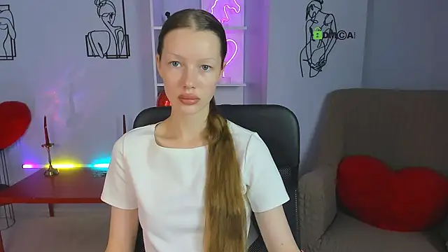 khloebeauty online show from 09/17/25, 05:42