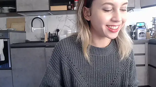 L Sofia online show from 02/11/26, 09:36