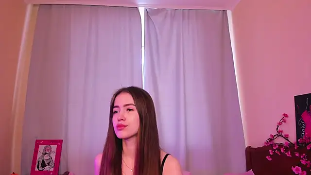 Chloeee4200 online show from 06/29/26, 12:16