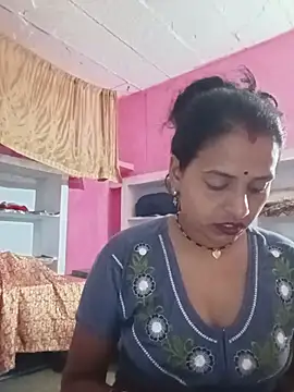 Rupali hot online show from 06/14/26, 10:12