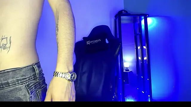 dilan hott  online show from 01/06/26, 03:49