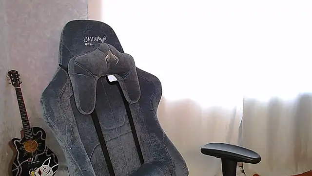 Snapshot of Molly__Mur chatting on 09/10/25, 02:00 Molly  Mur online show from 09/10/25, 02:00