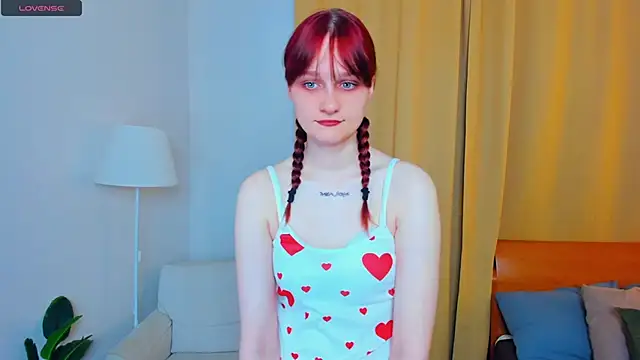 KatyKufel online show from 10/31/25, 06:42