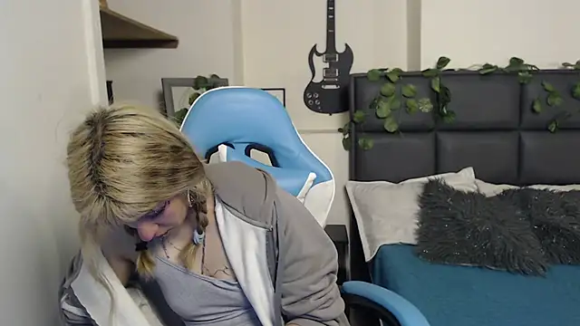 Amnesia  online show from 12/03/25, 12:47