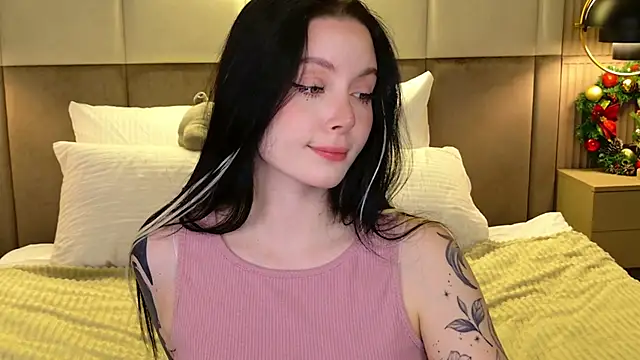 Goldy Stark online show from 12/18/25, 08:37