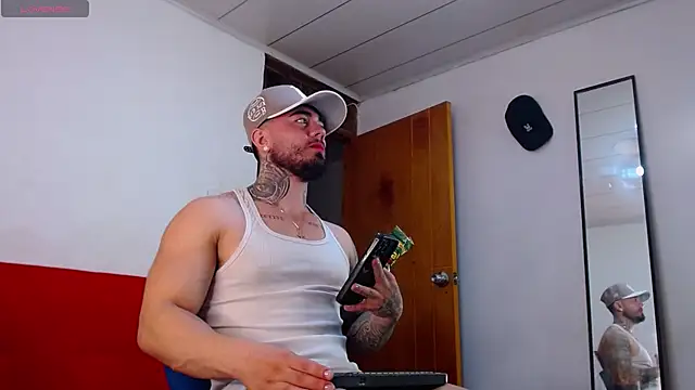 tommyblessd1 online show from 05/13/26, 06:22