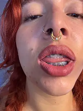 bri von dhara   online show from 09/09/25, 10:48