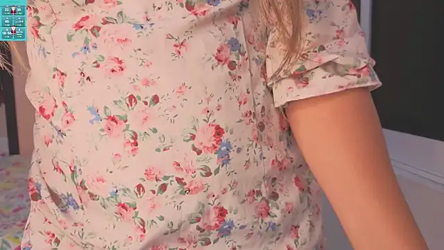 Aiilyn Ds online show from 11/22/25, 06:34