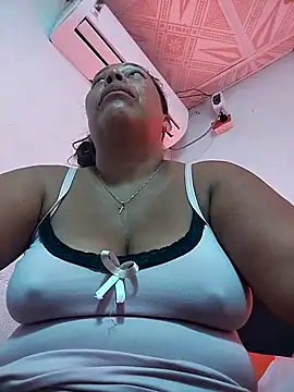 Naomi-Mature online show from 01/16/26, 08:29