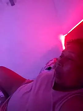 Naomi-Mature online show from 04/17/26, 08:45