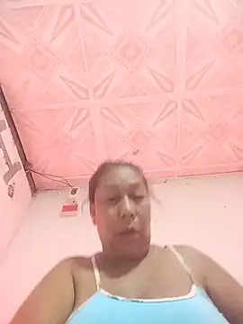 Naomi-Mature online show from 05/16/26, 08:44