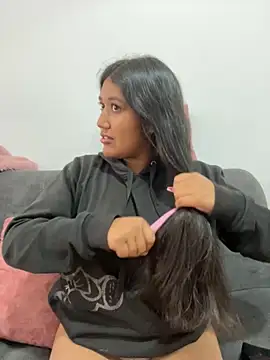 SharaRous online show from 10/20/25, 11:54