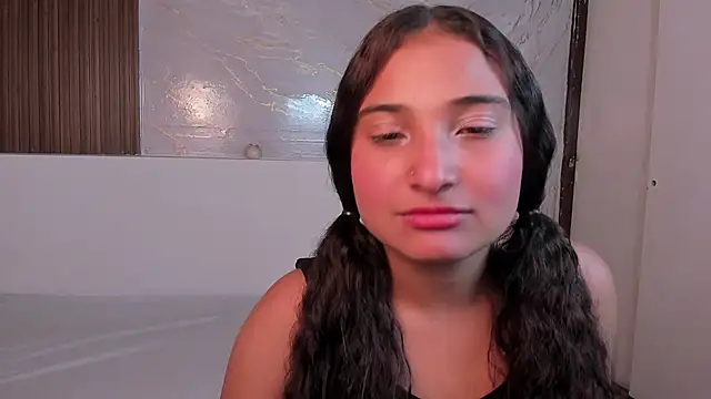 BellaSky4 online show from 10/04/25, 12:03