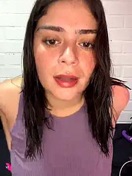 cami lorena online show from 09/29/25, 02:11