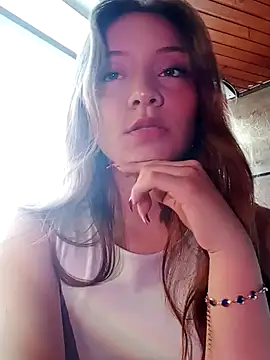 Samanthaa  1 online show from 10/23/25, 07:01