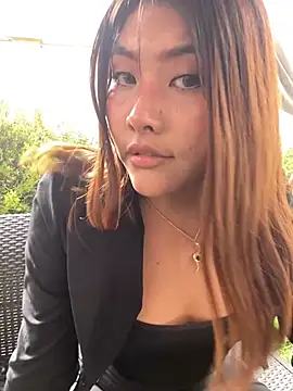 Jasmin Pink online show from 10/09/25, 01:53