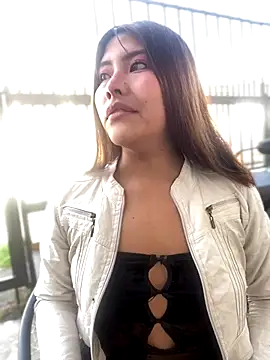 Jasmin Pink online show from 10/21/25, 01:34