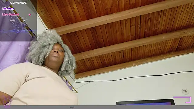 Snapshot of ebony_NeighborMoans chatting on 07/05/26, 02:29 ebony NeighborMoans online show from 07/05/26, 02:29