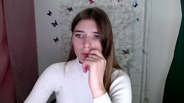 JuiceLips   online show from 09/17/25, 12:40