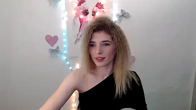 JuiceLips   online show from 11/28/25, 01:25