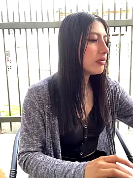 KloePink  online show from 10/17/25, 01:14