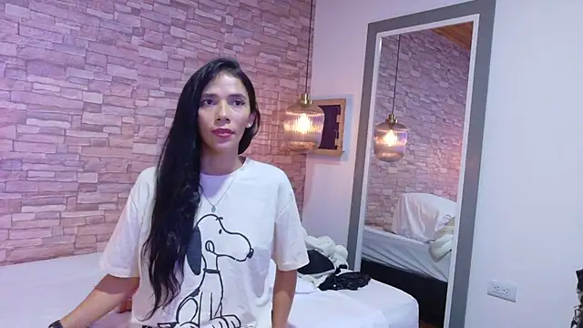 Martina thompson69 online show from 10/30/25, 02:18