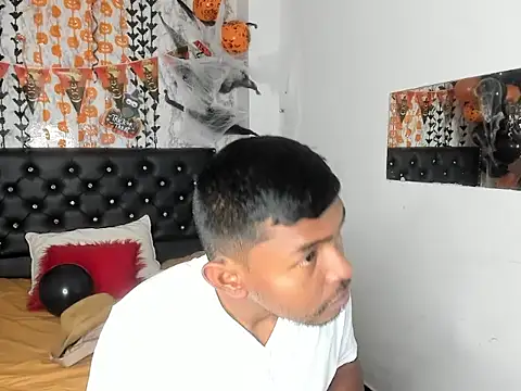 Adam Morgan2 online show from 11/04/25, 07:24