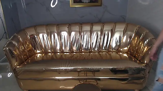 kim lush s online show from 09/12/25, 09:26