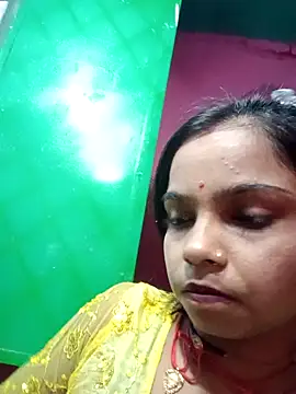 Snapshot of HotPiya439 chatting on 09/11/25, 12:49 HotPiya439 online show from 09/11/25, 12:49