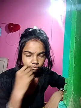 Snapshot of HotPiya439 chatting on 10/04/25, 11:47 HotPiya439 online show from 10/04/25, 11:47