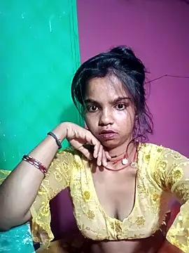 Snapshot of HotPiya439 chatting on 10/10/25, 11:15 HotPiya439 online show from 10/10/25, 11:15