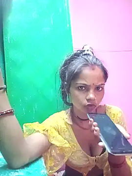 Snapshot of HotPiya439 chatting on 10/24/25, 11:56 HotPiya439 online show from 10/24/25, 11:56