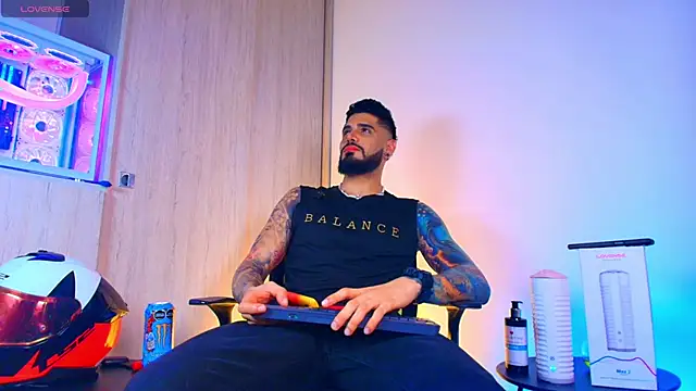 amodeus bael  online show from 03/25/26, 02:17