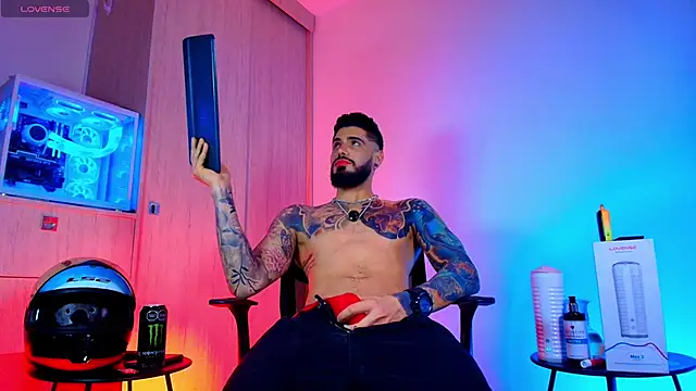 amodeus bael  online show from 04/17/26, 11:02