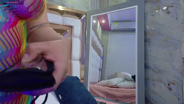 mamaneedsfun online show from 11/23/25, 12:16