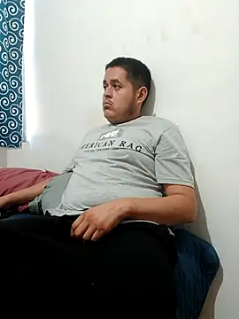 Snapshot of Jovenlechoso2044 chatting on 11/06/25, 05:47 Jovenlechoso2044 online show from 11/06/25, 05:47