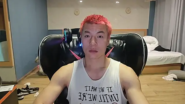 AAASuck online show from 04/08/26, 03:12