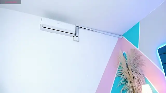 mara winters  online show from 12/21/25, 12:01