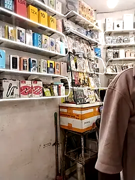 avi007p online show from 09/15/25, 05:24