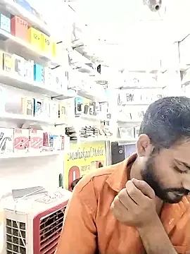 avi007p online show from 10/06/25, 12:35