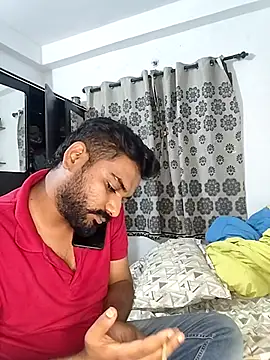 Snapshot of avi007p chatting on 06/15/26, 05:37 avi007p online show from 06/15/26, 05:37