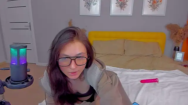 BrandyShy online show from 09/30/25, 01:49
