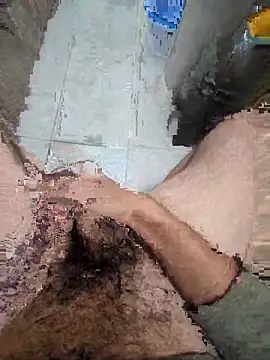 WelloffUpthrow online show from 12/15/25, 04:06