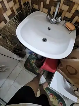 WelloffUpthrow online show from 02/17/26, 11:00