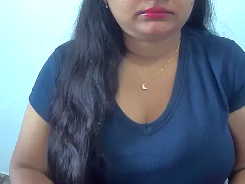 Saniya K online show from 11/12/25, 05:19