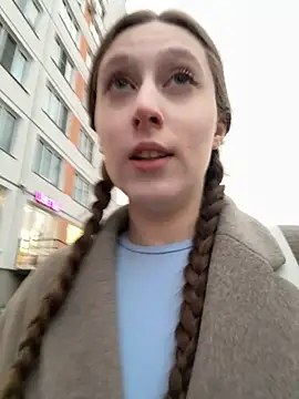 FroggyAnna online show from 10/12/25, 02:38